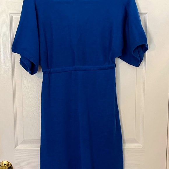SUPER CUTE EZEKIEL GIRL ROYAL BLUE V-NECK SWEATER DRESS, SIZE MEDIUM - Picture 3 of 5
